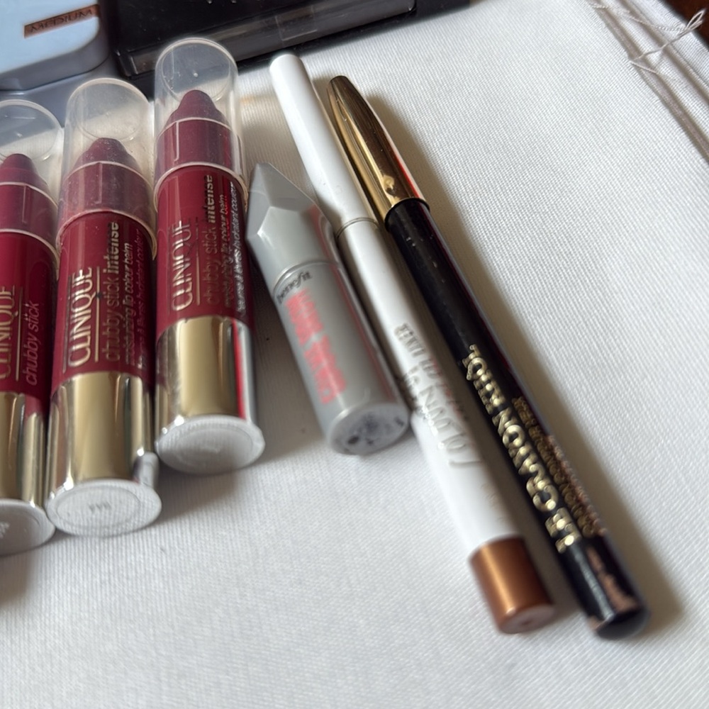 Cosmetic Makeup pallets lip products glosses mixed lot of 23 pcs various brands - Picture 16 of 16